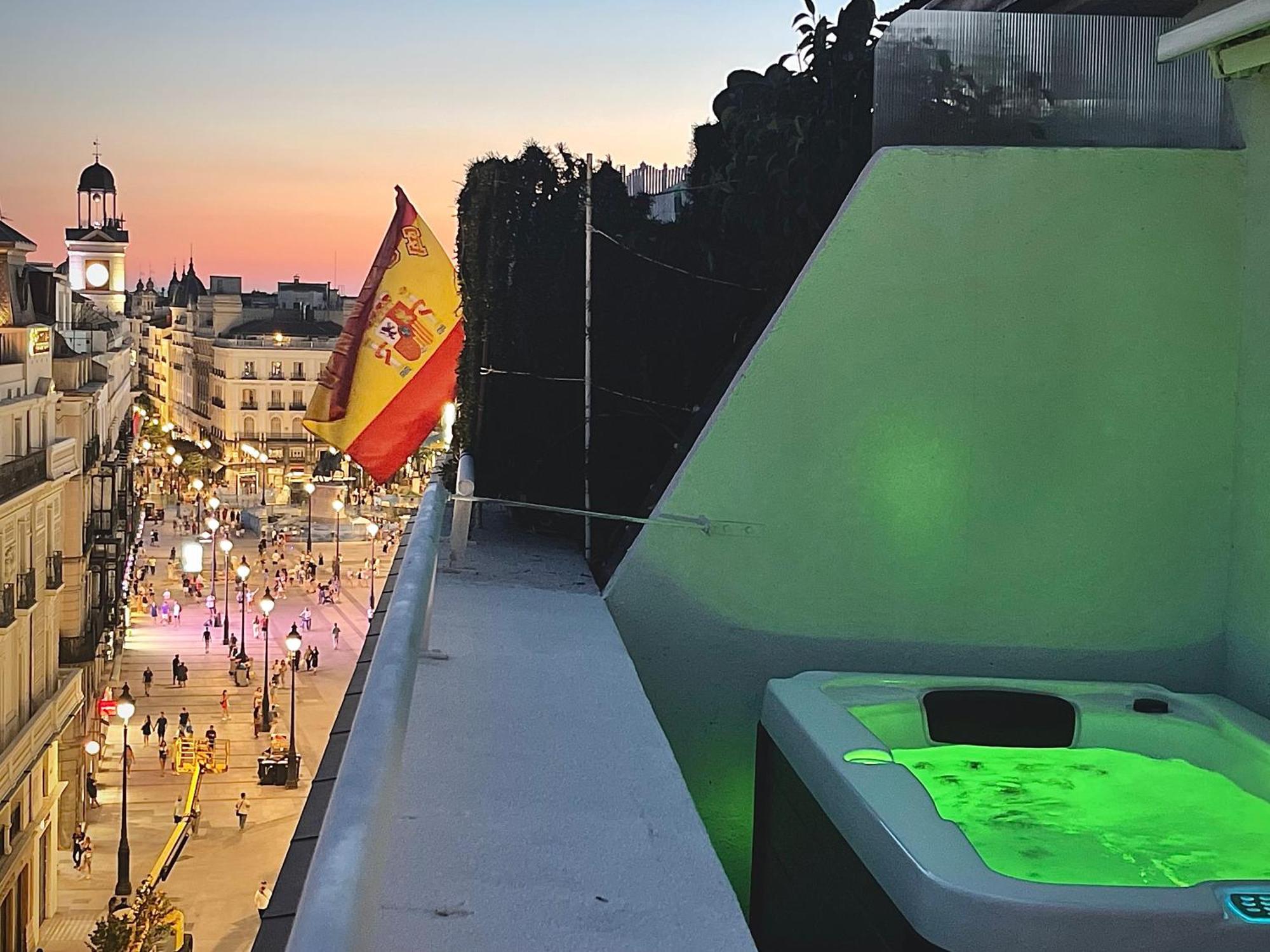 Apartmán Center City, Puerta Del Sol Terraza Madrid Exteriér fotografie